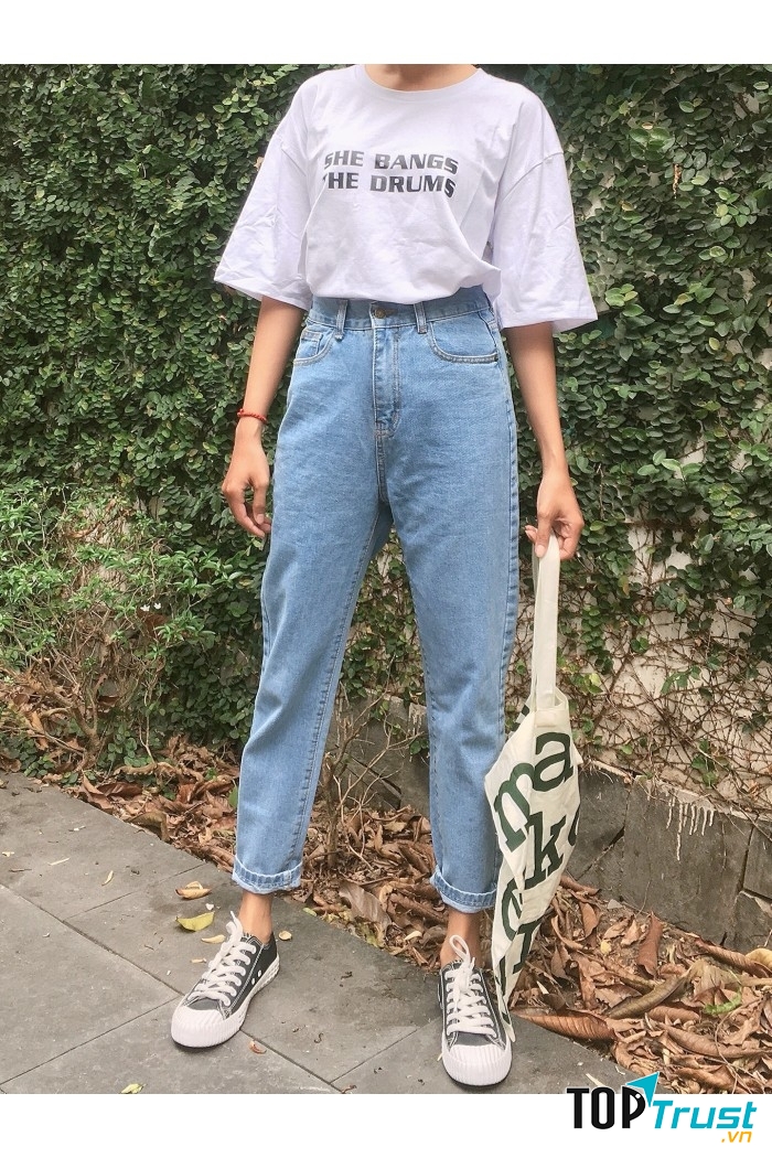 Quần baggy được biết đến là loại quần có thiết kế đặc trưng ở phần hông.