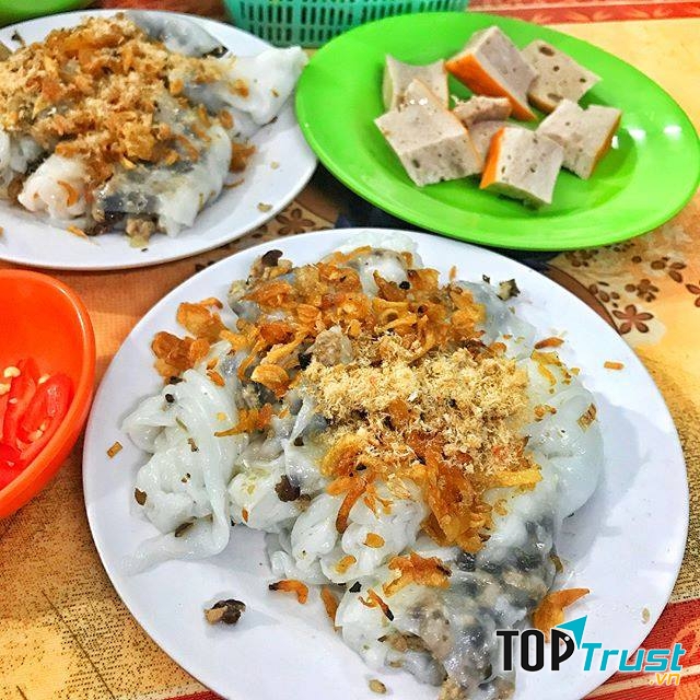 Quán bánh cuốn Giắc Thấu