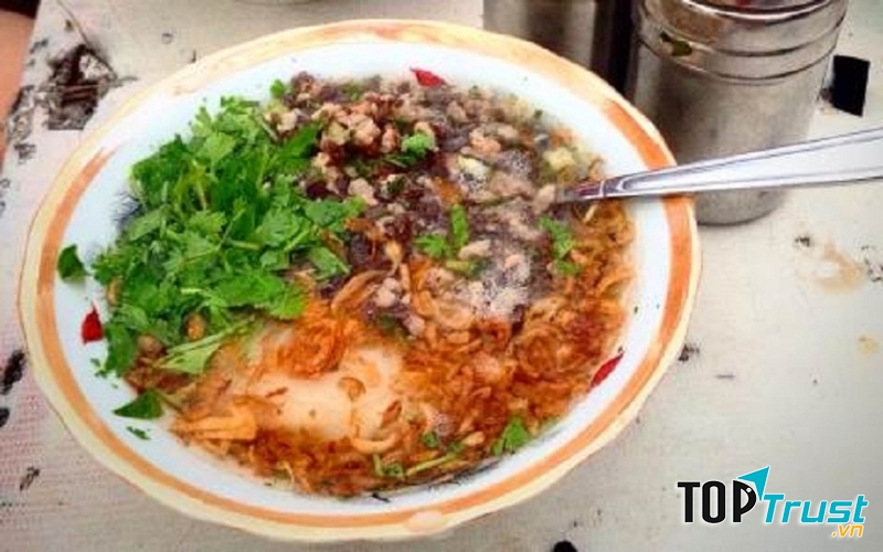 Quán bánh đúc nóng Trung Tự