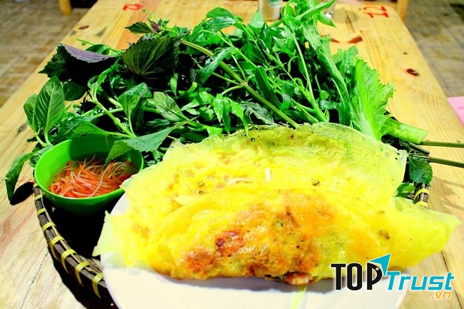 Quán Bánh xèo chị Tám