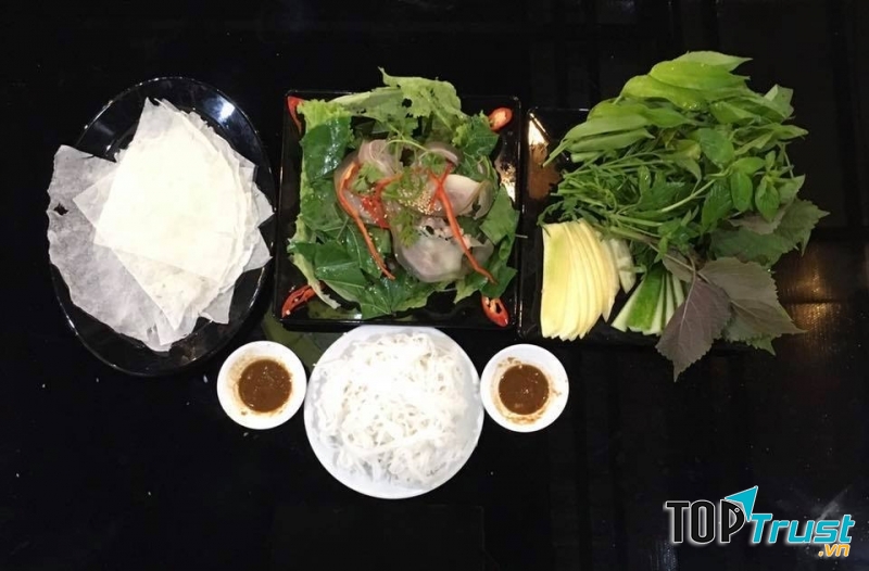 Menu đồ ăn tại quán Bia Đêm rất đa dạng và phong phú với nhiều món ngon