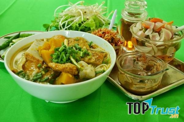 Bún chả cá bà Hờn