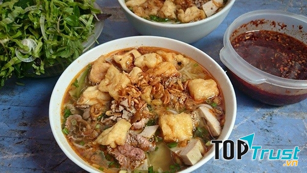 Quán bún cua Bà Quệ
