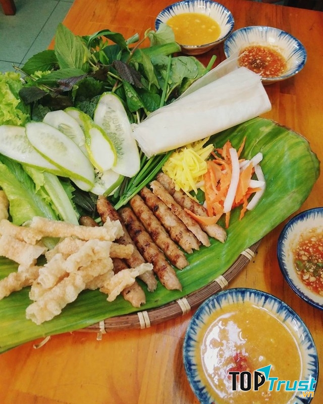 Quán bún nem nướng Quen