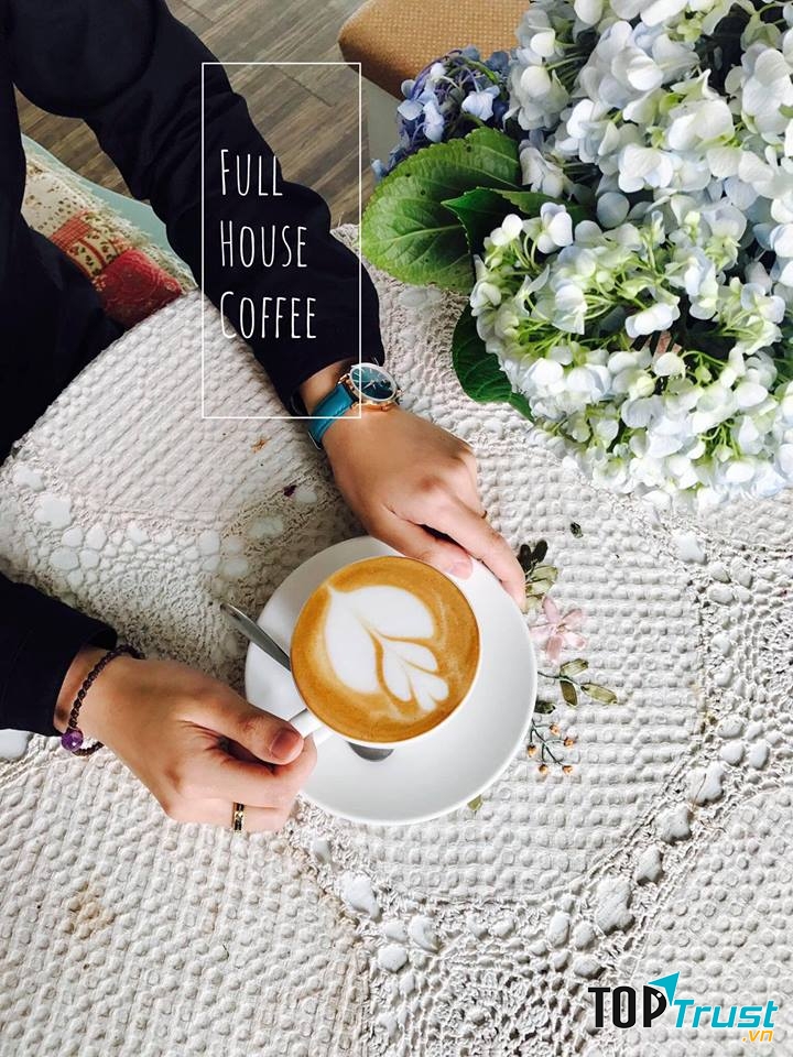 Quán cà phê Full House
