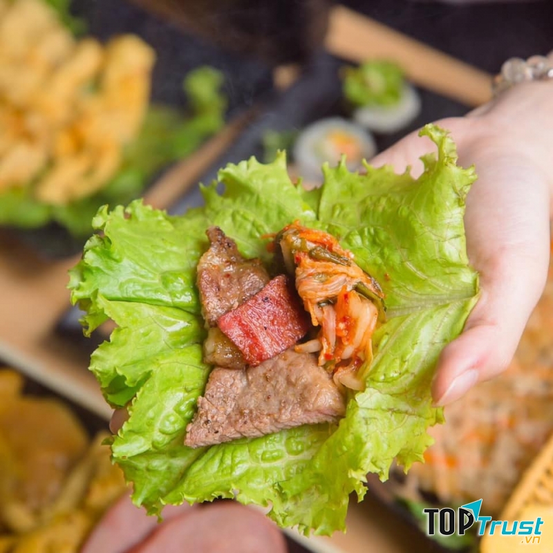 Các món ăn đểu được chế biến từ những nguyên liệu tươi ngon nhất