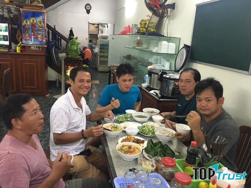 Quán chay Chánh Giác