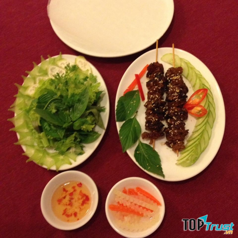 Quán chay Pháp Uyển