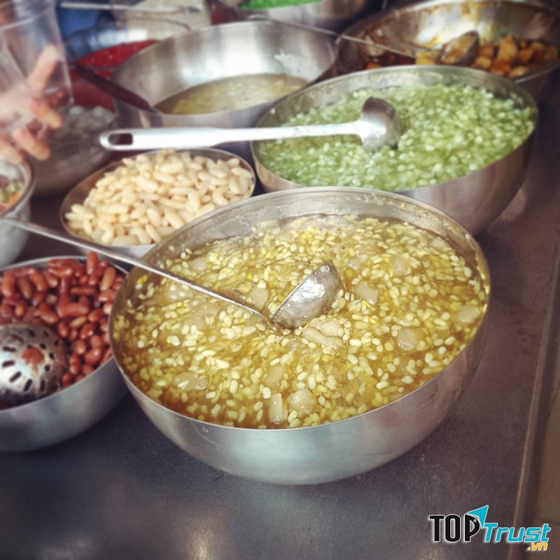 Quán Chè Cát Thành - Cát Linh