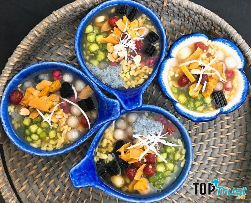 Món chè hoa quả thơm ngon khó cưỡng