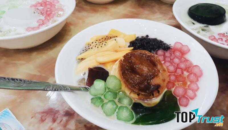 Quán Chè Ngọc Thạch Hoa Phượng