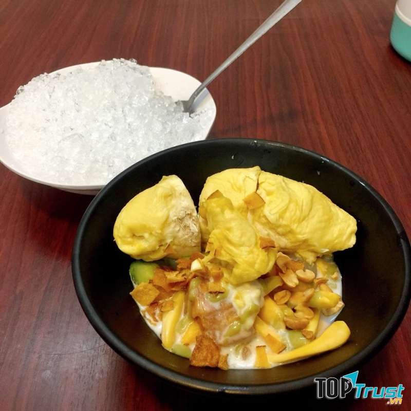 Quán chè Sầu Riêng Múi