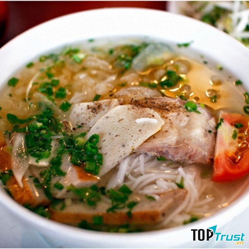 Bún cá sứa quán Cô Hạnh