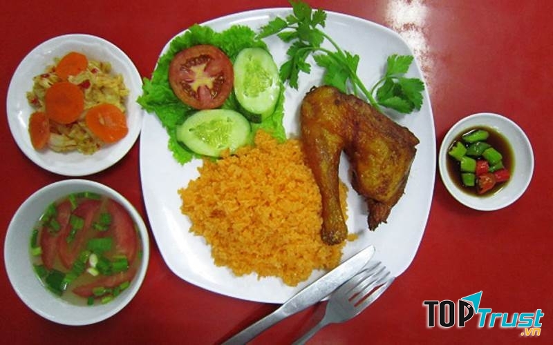 Quán Cơm Chí Thành