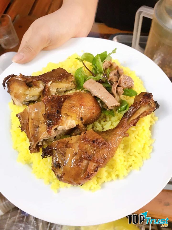 Quán Cơm Gà Miền Trung