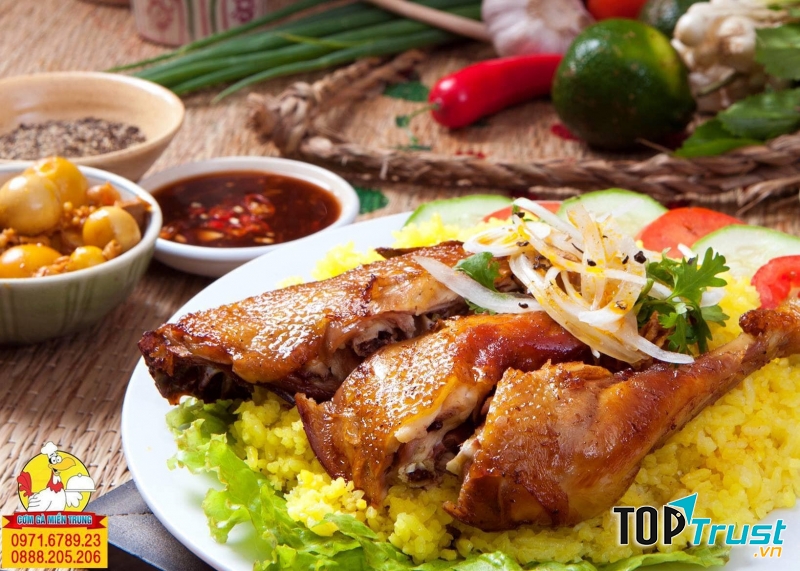 Quán Cơm Gà Miền Trung