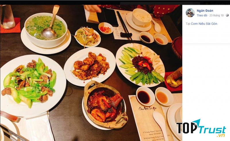 Quán cơm niêu Sài Gòn