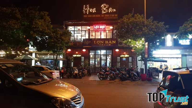 Quán Hoa Ban - Đặc Sản Lợn Bản