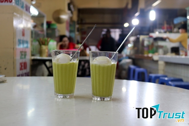 Quán kem bơ cô Huyền