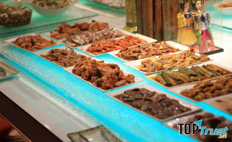 Các món buffet tại quán