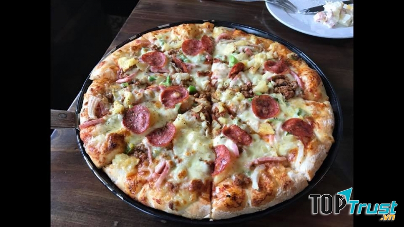 Pizza nướng giòn