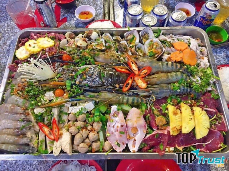 Quán Lẩu Khổng Lồ Bao No