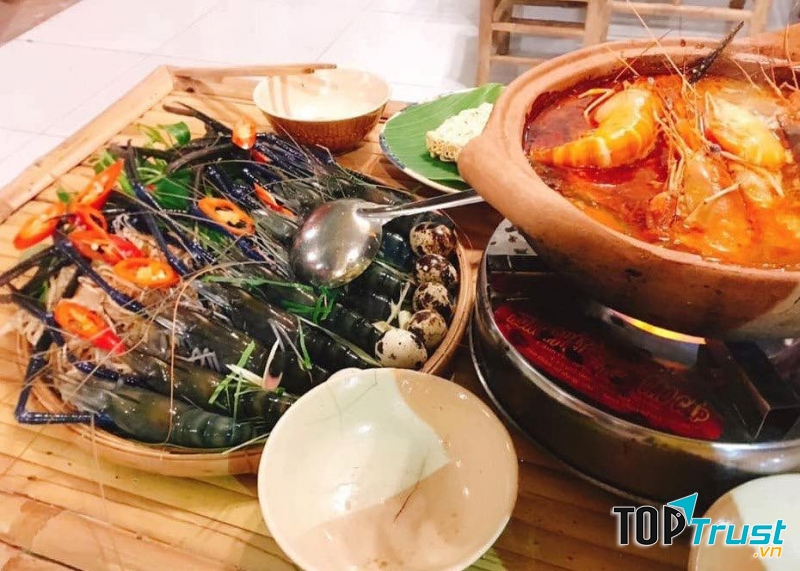 Quán lẩu Xưa Lắc Xưa Lơ