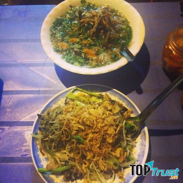 Quán Lươn Huyền Trang - Đê La Thành