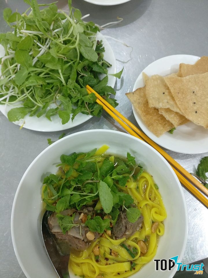 Tô vừa phải , thịt mềm, rau ngon, sạch sẽ﻿