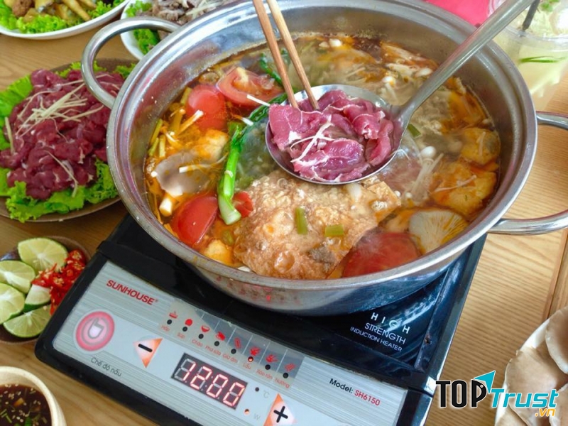 Lẩu gầu bò hấp dẫn