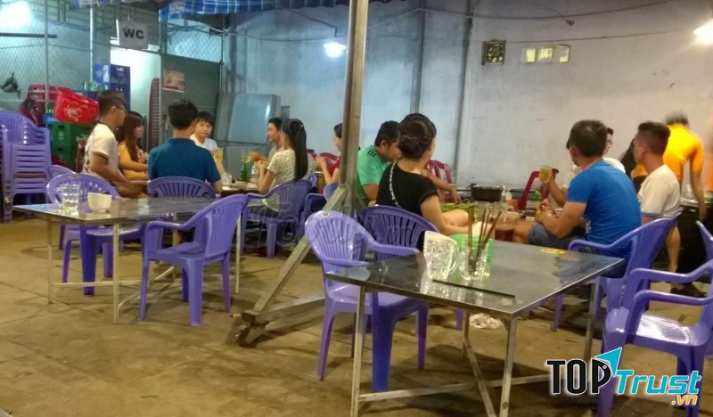 Đừng quên ghé qua quán nhậu ngon nổi tiếng Bò 59 để thưởng thức những hương vị ẩm thực tuyệt vời