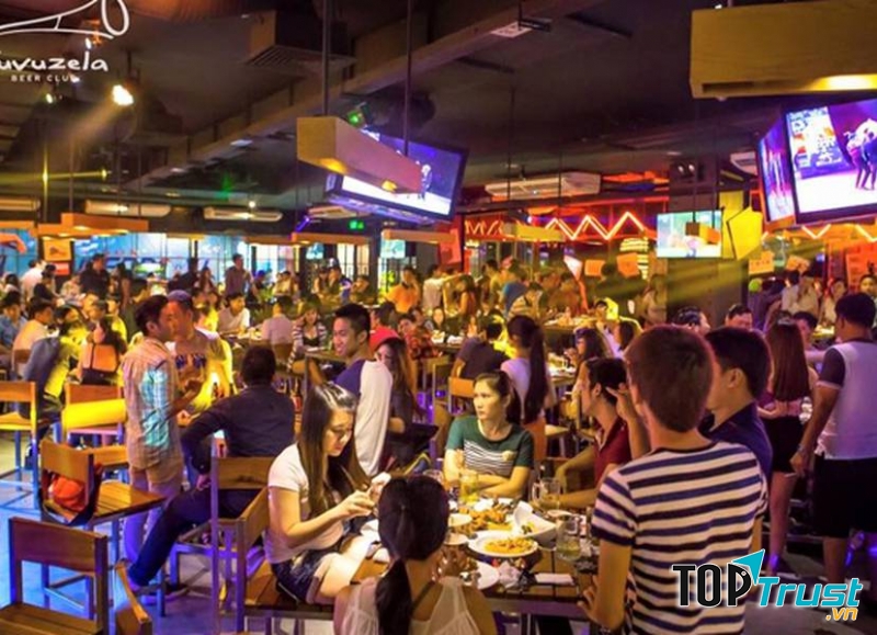 Quán nhậu Vuvuzela