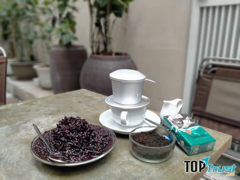 Quán nước Chời Đất