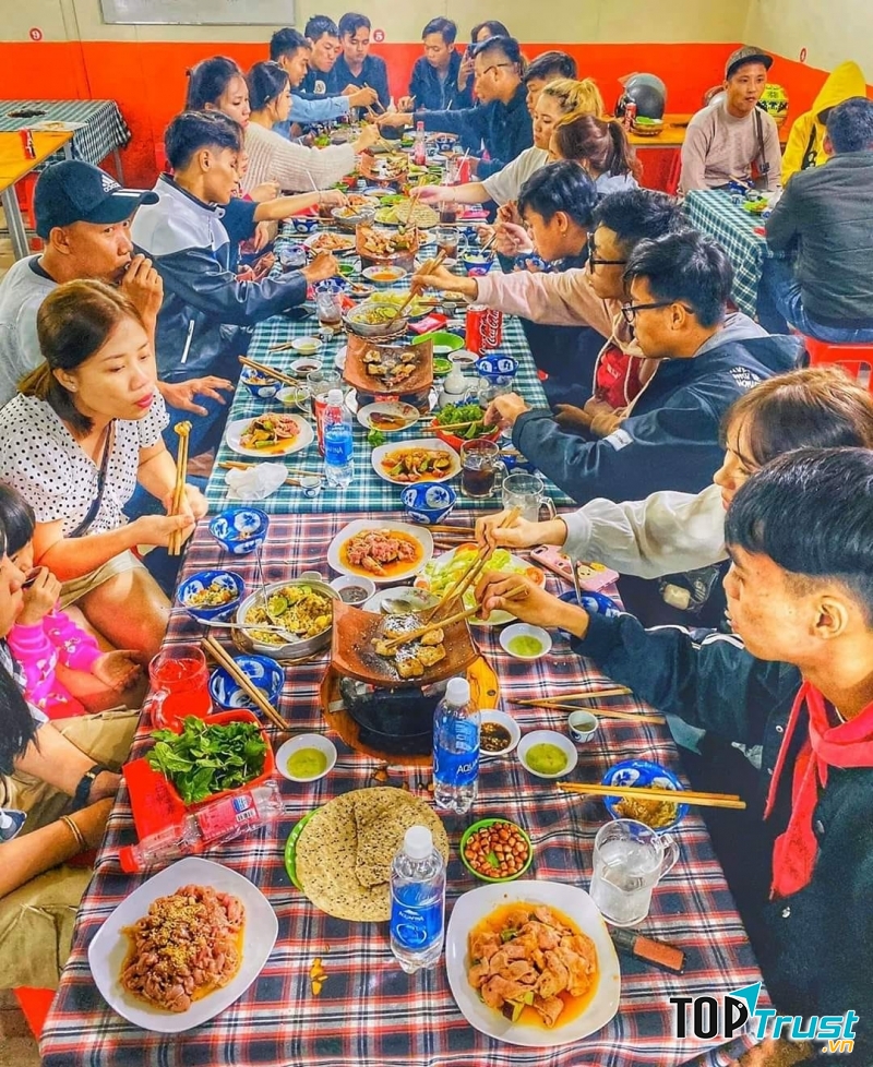 Đồ ăn ngon và đa dạng