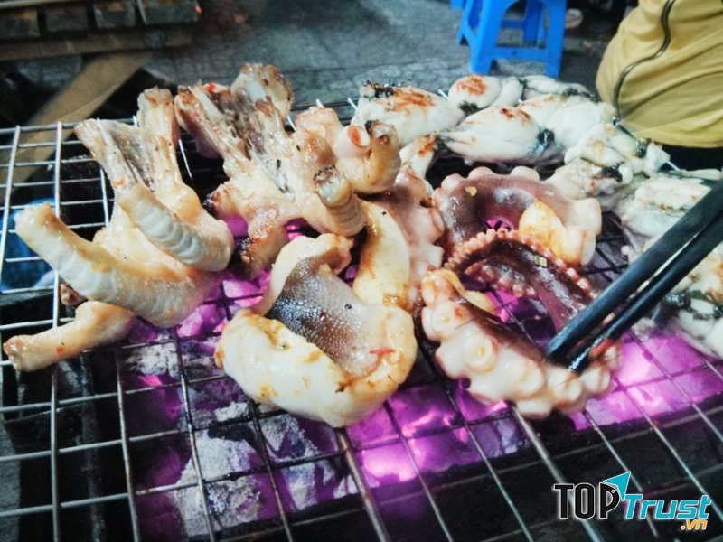 Đồ nướng tại Hỏa Quán