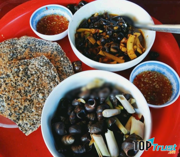 Quán ốc dì Hồng