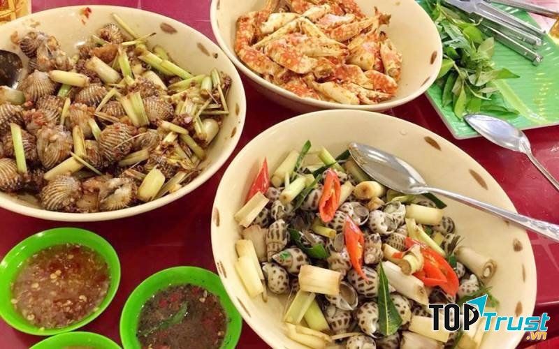 Quán Ốc Tô Bình Đa địa chỉ ăn ngon dành cho những tín đồ yêu ốc