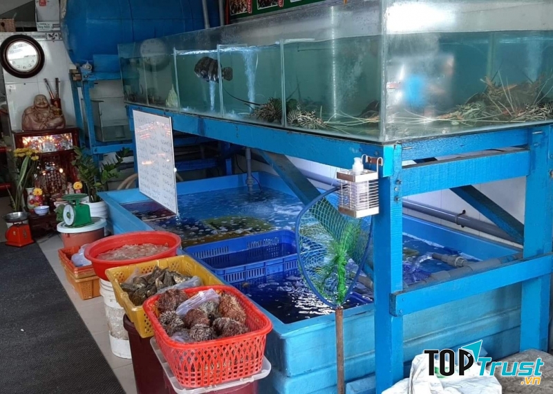 Quán Ốc và Hải sản Long Vũ