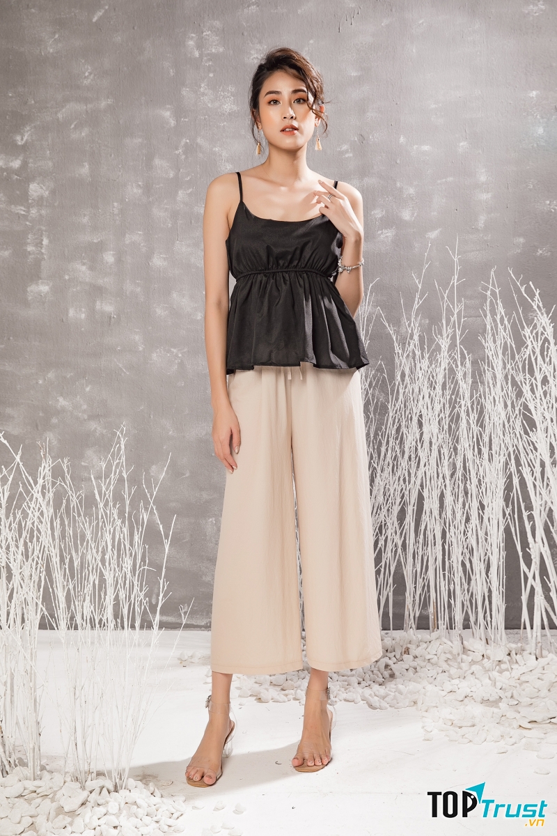 Phối cùng quần ống rộng