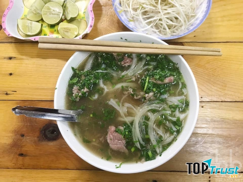 Quán phở 323- Hình minh họa