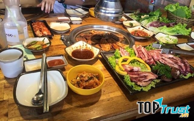 Quán ăn Hàn Quốc Sam