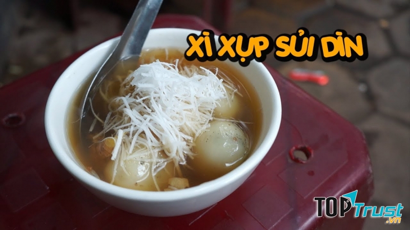 Vỏ làm từ bột nếp như bánh trôi, nhưng điểm khác là nhân bánh làm bằng vừng đen.