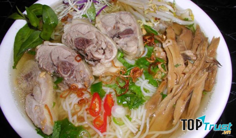 Quán Thảo - Bún Măng, Cháo Vịt & Gỏi Gà