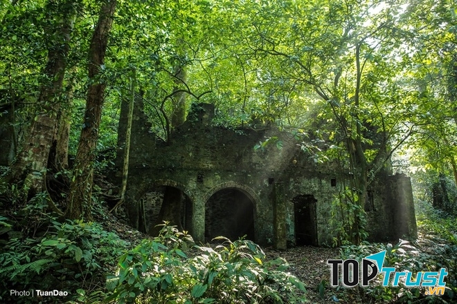 Quần thể du lịch sinh thái Ba Vì