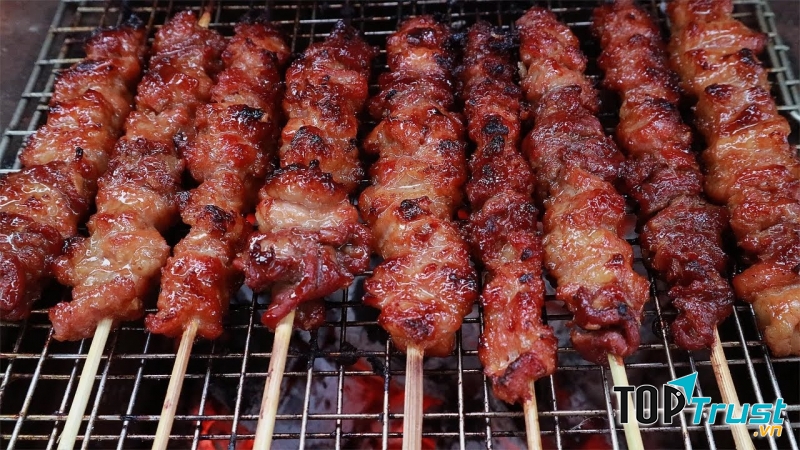 Quán thịt xiên nướng 2k