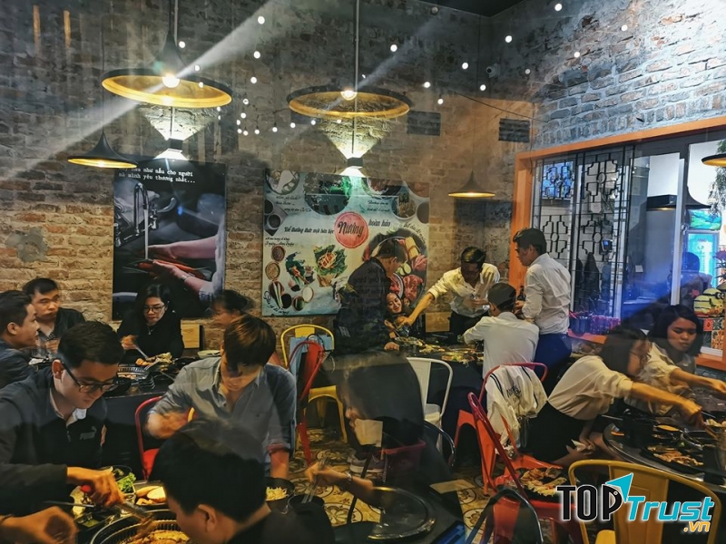 Quán Thơm - Buffet Hải Sản  & Món Nhậu Đường Phố