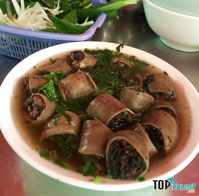 Quán Tiết Nóng, Lòng Dồi Tiết Canh