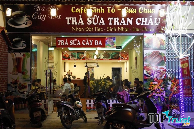Quán trà sữa Cây đa