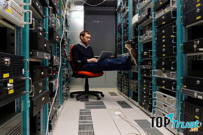 Quản trị mạng – Trung bình: 8 – 12 triệu/tháng