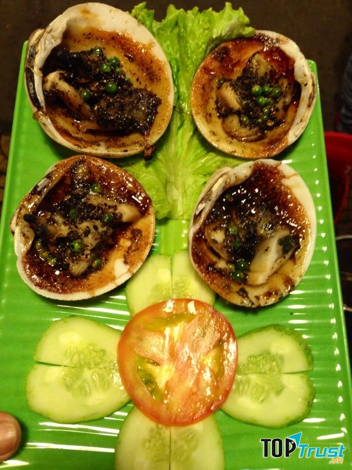 Món ăn tại Trọc Nướng được trình bày đẹp mắt